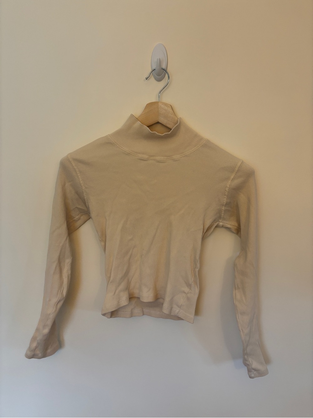 Big Bud Press Cream Ribbed Mock Neck Long Sleeve Cropped Tee